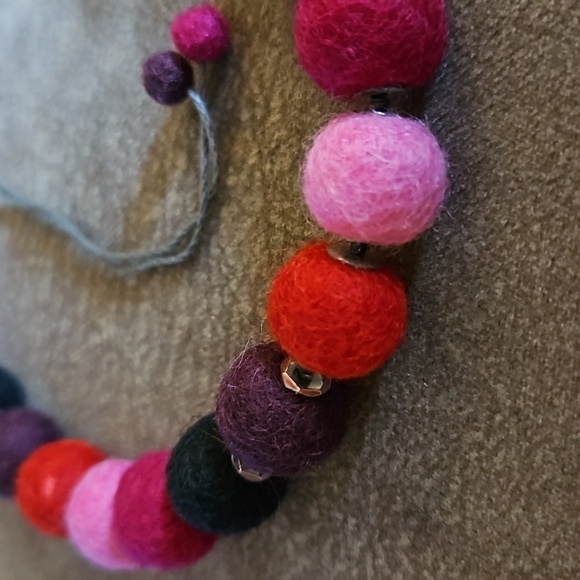 3/$30 Multi-Color Felt Pom Pom Adjustable Necklace - Picture 3 of 6